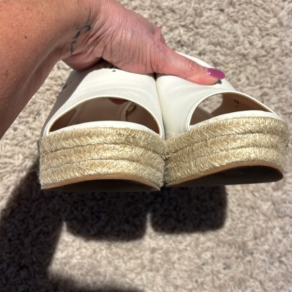 Kate Spade wedges. - Picture 6 of 7